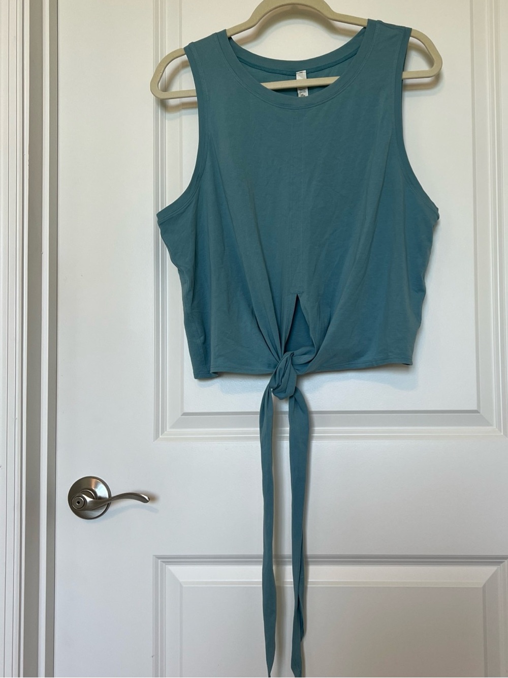 lululemon athletica Teal Tie-Front Muscle Tank cotton/ spandex sz.12 very good
